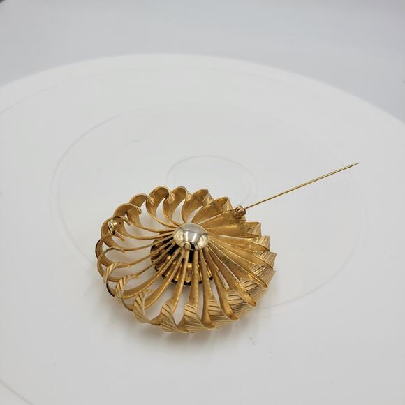 Vintage Rhinestone Pinwheel Brooch 2" Blue Green Gold Tone Crown Setting Pin - Picture 5 of 12